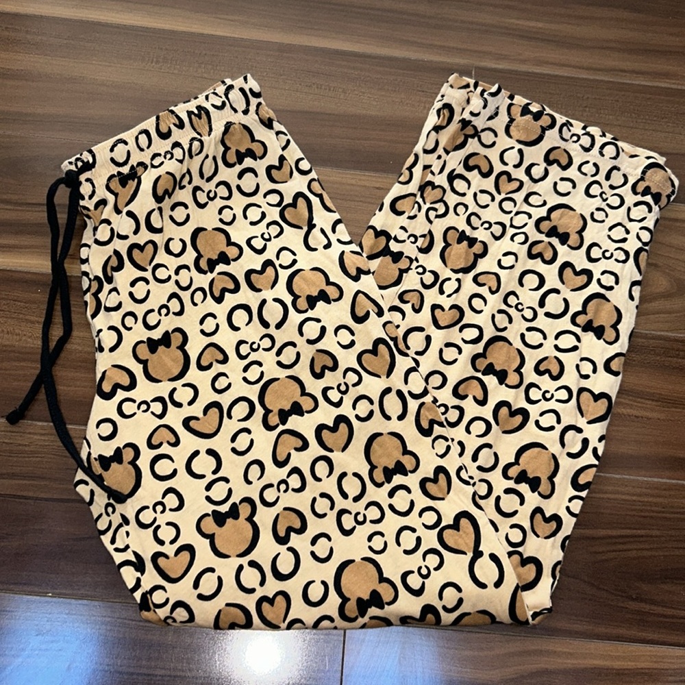 Medium Disney 100% cotton cheetah leopard animal print Minnie pajama pants